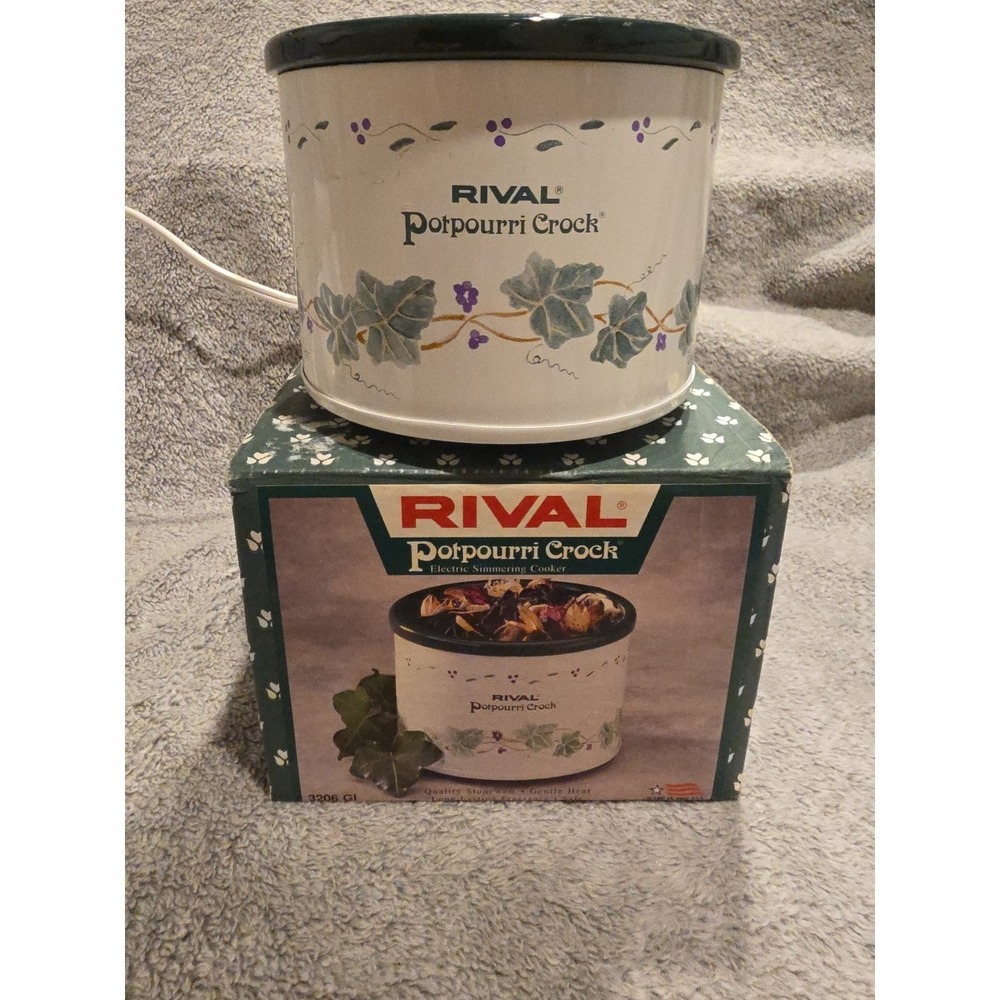 Rival Potpourri Crock Model 3206 Electric Simmer Pot White Green Ivy Vine VTG